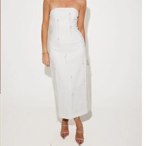 Embellished White Strapless Dress from ODDMUSE